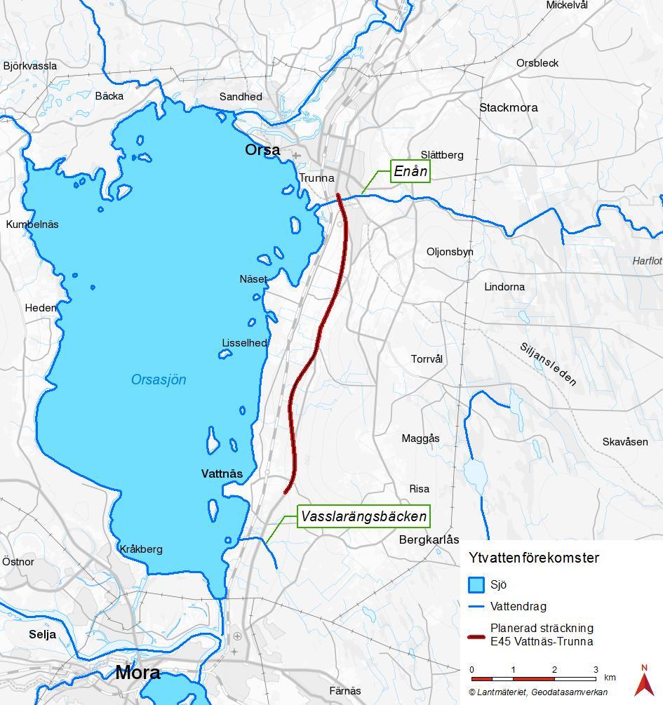 Grundvatten Sjöar och vattendrag i närhet till planerad vägsträcka, Vattnäs -Trunna. Längs delsträcka 1 och 2 är jordlagren upp till fem meter mäktiga.