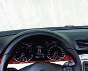Günak skapade även en annan CC-variant i form av en kombi-coupé, men det projektet skrotades. Likt Mercedes CLS är Passat CC baserad på en volymmodell.