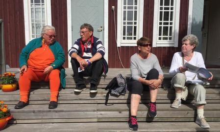 Den lutherska högmässans liturg var kyrkoherde Peter Karlsson med bistånd av biskoparna Björn Vikström och Lennart Koskinen.