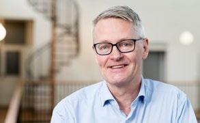 ÅRSREDOVISNING 2017 XSPRAY PHARMA Carl-Johan Spak Styrelseledamot sedan 2015 Född 1956 Utbildning: Tandläkarexamen, Karolinska Institutet.