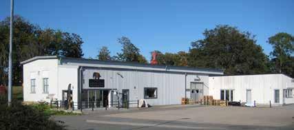 Marken är privatägd. Gladsax flak (E) till vänster i bilden med Stationsområdet i bakgrunden.