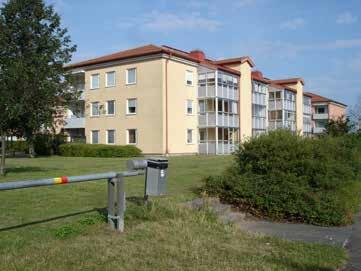 Kringliggande bostadsbebyggelse Det före detta tegelbruksområdet, allmänt kallat Bruket (O), består av hyreshus med tre till fem våningar