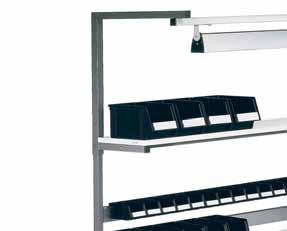 Hellångt hyllplan som standardutrustning. Hyllplan djup 310 mm, justerbart i höjd 1080.