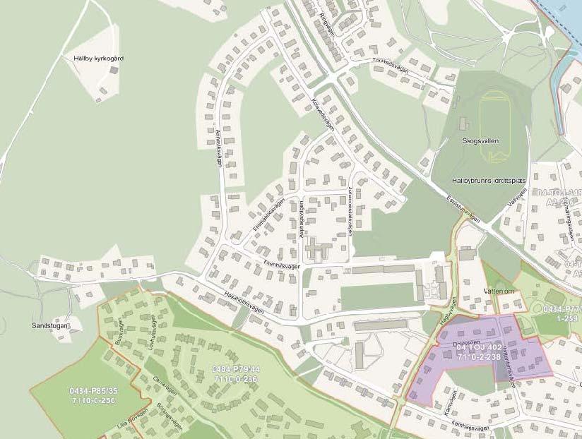 Eskilstuna kommun 3 (22) ägs av Eskilstuna Kommunfastigheter AB. Vägområdena är samfälld mark med undantag av Eskilstunavägen samt Hagbyvägen som är kommunalt ägda.