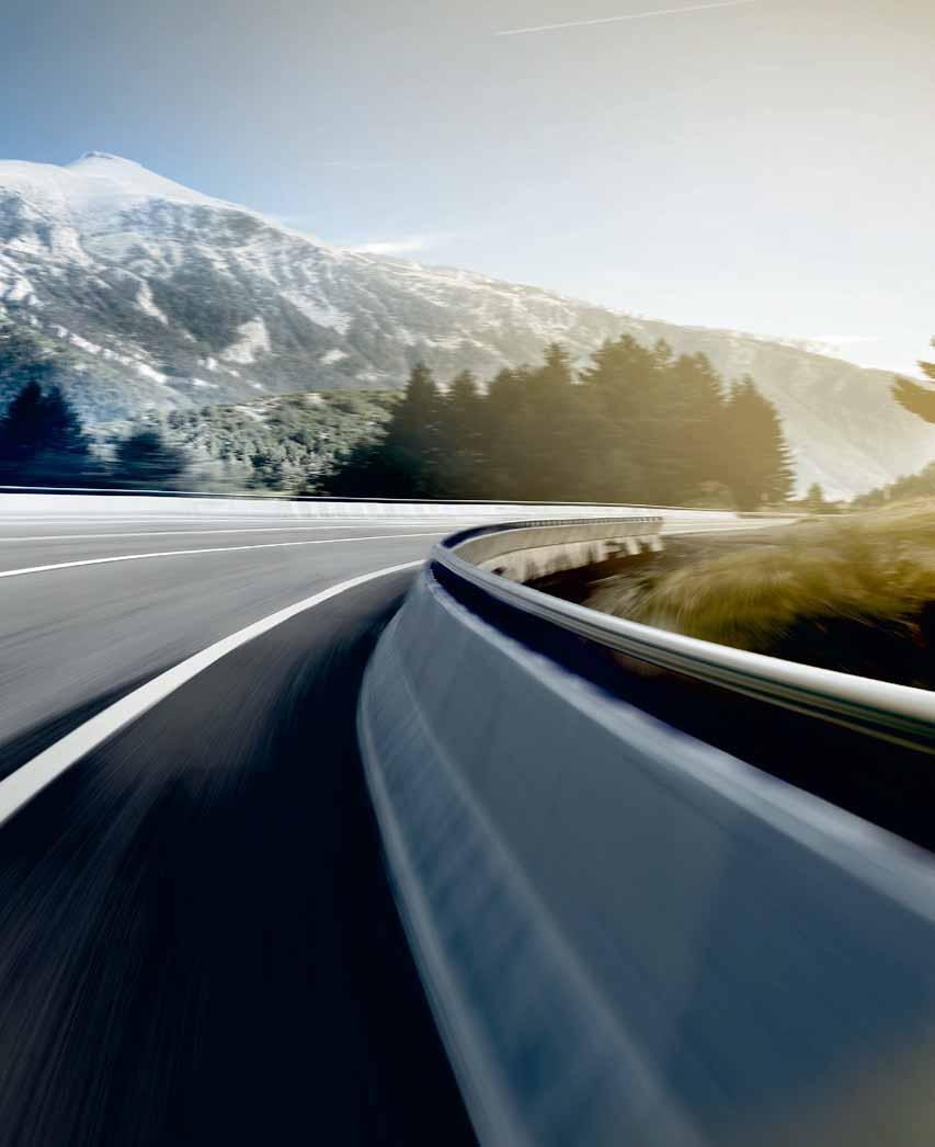 GENERÖSA PRESTANDA Avancerad teknik ger dig en utomordentlig, högeffektiv resa. Det kommer helt an på våra nya motorer och teknik som innebär att du slipper kompromissa.