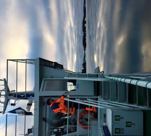 26 ǀ FINFERRIES 2016 Viktiga händelser 2016 Början av 2016 Bolaget inledde förbindelsebåtstrafik på Pargasrutten 1.1.2016. Bolagsstämman hölls 23.3.2016 och bokslutet godkändes.
