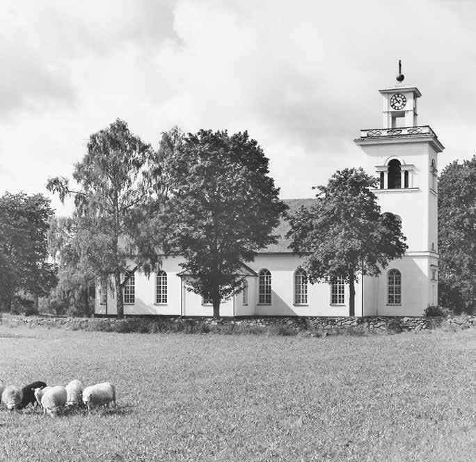 Fig. 86. Skirö kyrka från öster, byggd 1835 37 efter en av Jacob Wilhelm Gerss omarbetad ritning.