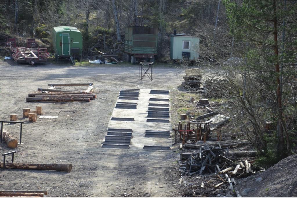 Banan motsvarar Ytstruktur på 2 enligt handledningen Terrängtypschema för skogsarbete, Skogforsk. Figur 8. Testbanan som används för vibrationsmätning.