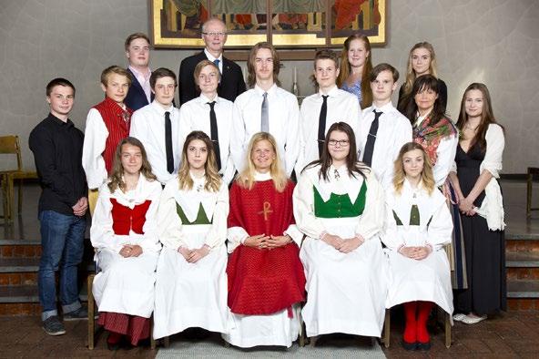 KONFIRMANDER Svärdsjö Konfirmandjubileum i Svärdsjö Jubelkonfirmanderna från 1965 Jan Erickson, Sylvia Nordkvist Haglund, Eva Reinius från 1966 Ulla Erks, Eva Hedberg, Per Hedberg, Ola Hedin,