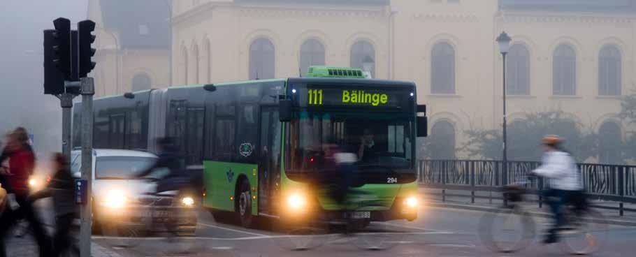 TYDLIG KOLLEKTIVTRAFIK En attraktiv och väl fungerande kollektivtrafik är en förutsättning för att Uppsala ska kunna växa med 100 000 fler invånare till 2050.
