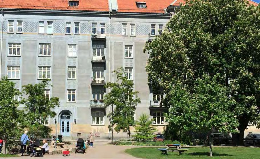 För att bredda centrum eftersträvas fler verksamheter i bottenplan, främst längs Sysslomansgatan.