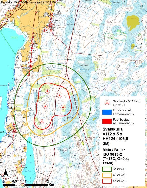 Dessa två byggnader är i verkligheten jaktstugor belägna inom planområdet för Pjelax vindkraftpark. På byggnaderna tillämpas inte miljöministeriets planeringsriktvärden för vindkraftbuller.