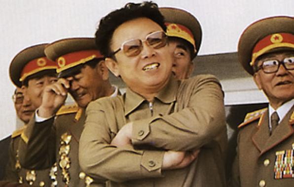 nionde Högsta folkförsamlingens femte möte den 6 april 1993. Kim Jong Il lade fast songun för att försvara socialismen.