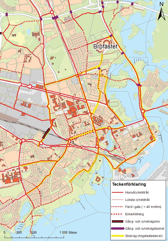 12 (16) cykelväg längs Norra vägens östra sida upp till Gröndalsvägen. Eleverna behöver korsa Olof Palmes gata vid cikulationen.