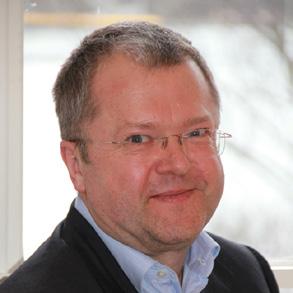 Namn Född Position Peter Öster 1956 Ordförande Anders Carlén 1967 Ledamot Christian Paulsson 1975 Ledamot Lennart Torstensson 1941 Ledamot PETER ÖSTER (FÖDD 1956) Styrelseordförande sedan 2013 Peter