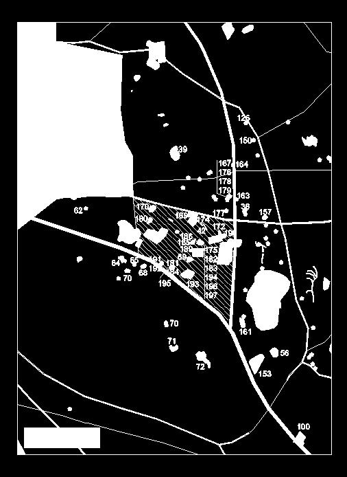 På den norra sidan av väg 282 påträffades några mindre områden med boplatslämningar med främst härdar, Raä 163 och 164.