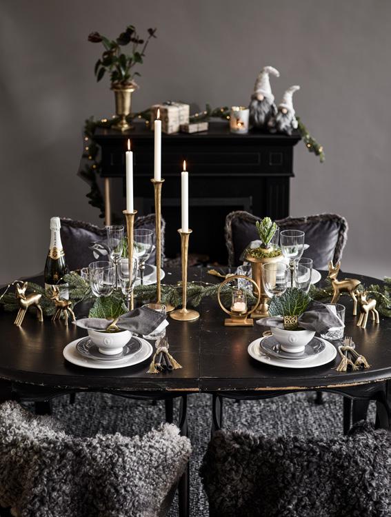 150459 Ljusstakar Gallery gold 479kr Set/3, stor 45cm, mellan 37cm, liten 30cm Vinglas Castello 45cl 150409 4-pack, 449kr 150489 8-pack 799kr 150423