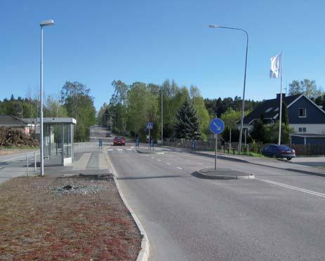 Timglashållplats - en riktning blockerad Timglashållplats - båda riktningarna blockerade. Skydd mot buller har beräknats till cirka 6 100 meter samt cirka 20 hus där fasadåtgärder föreslås.