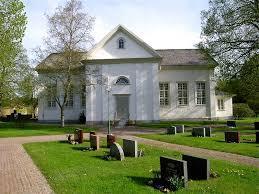 Du når Växjö på en timme och Ronneby på knappa tjugo minuter.