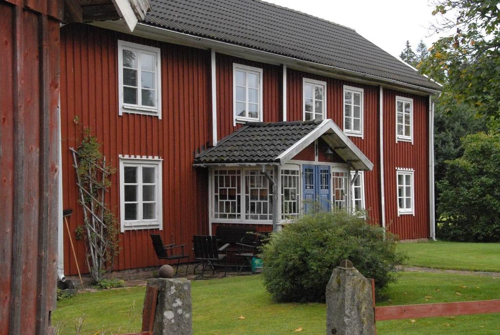 57 Hallabro En by där alla vill bo Samhälle med cirka 300 invånare som ligger längs riksväg 27, cirka 20 km norr om Ronneby. Här bor du nära naturen men ändå inte lång från Ronneby.