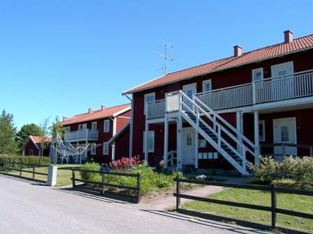 Hallabro har vidare en av kommunens i dag enda fungerande kvarn där man mal mjöl på samma sätt som för 100 år sedan.