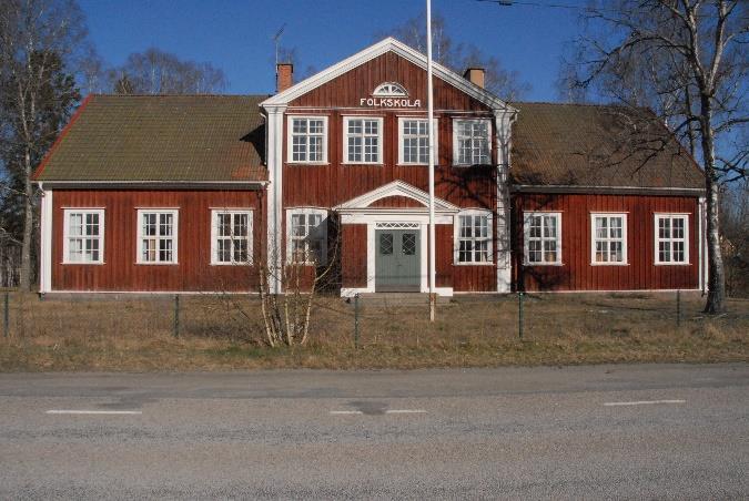 69 Möljeryd Möljeryd samhälle med cirka xxx invånare i Ronneby Kommun, strax norr om Ronneby Airport och friluftsgården Karlsnäs ligger just i övergången mellan skogsbygd och mellanbygd, i kanten av