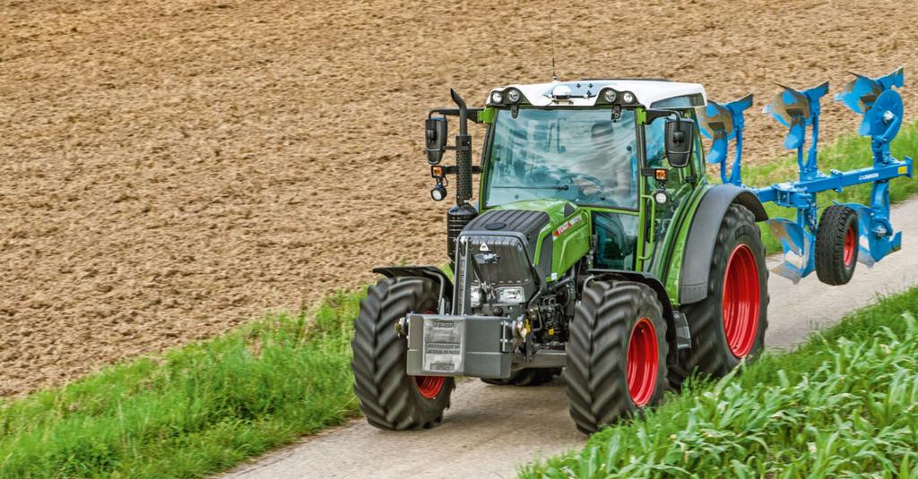 kraftutta fram med max 750 r/min för flexibla redskapskombinationer - Fyrhjulsdrift oh diffspärr med automatfunktioner - Upp till 104 l/min