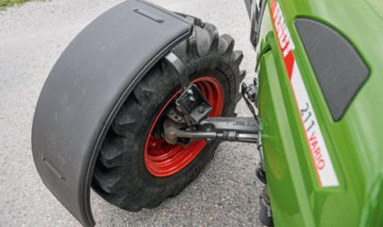 Nytt för 200 Vario är att Fendt nu okså erbjuder VarioAtivestyrsystemet för kompakta traktorer.