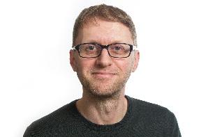 Hallström, Jansson, Simonsson & Gyberg Jonas Hallström är biträdande professor i teknikens didaktik och forskningsledare vid TekNaD, Institutionen för samhälls- och välfärdsstudier, Linköpings