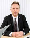 Född 1964 Civilingenjör Anställd 1989 Aktier i Saab: 3 482
