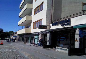 4 000 000 SEK Hyra: 11 000 SEK / MÅN Lukas Inci 0720-77