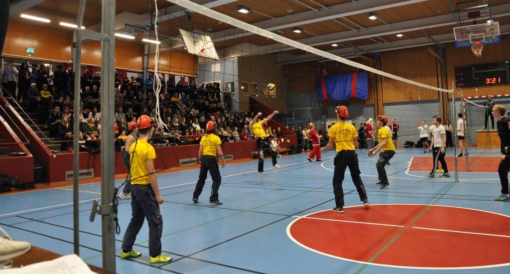 Volleybollturneringen 2018 Innan jul gick Staffangymnasiets volleybollturnering 2018 av stapeln.