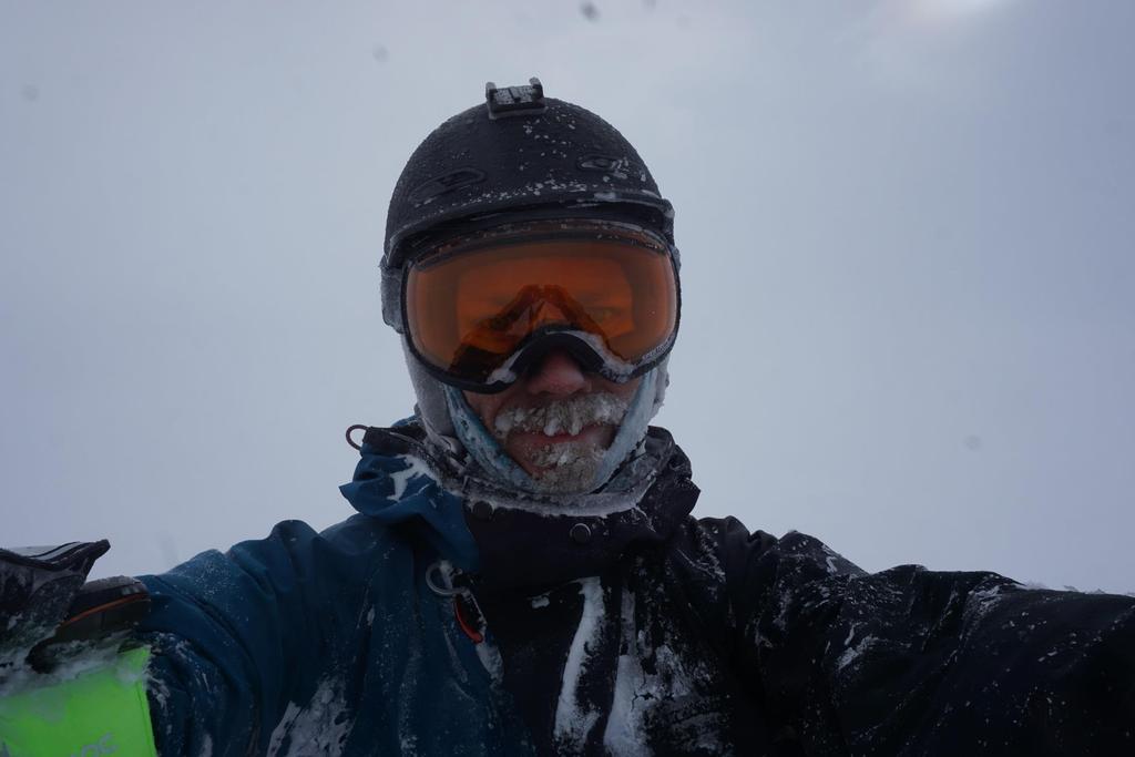 Stötskydd Isolering Ventilation Fukttransport Snöavvisning Klar sikt Imfritt Ventilation Vindskydd