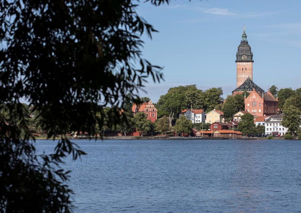VID MÄLARENS SÖDRA STRAND ÄR DET LÄTT ATT MÅ BRA Strängnäs är en idyll med lång historia och spännande framtid.