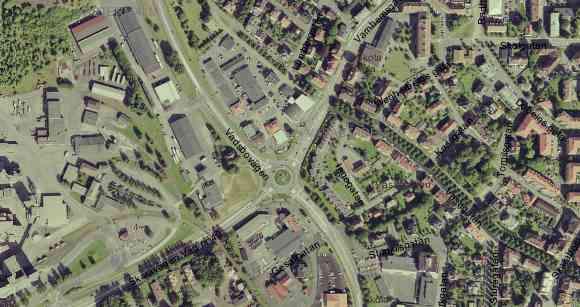RAPPORT 16 (29) Figur 15 Vindar från sektorn 250 285 är intressanta eftersom de kan utvisa en påverkan från Cementas anläggning på mätningarna Om vi delar upp hela materialet i två grupper, dels alla