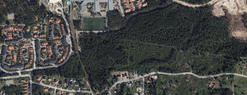 Behovsbedömning Kragstalund 26-9-4, s 3 (9) av skog och sumpskog/våtmark mellan två bostadsområden.
