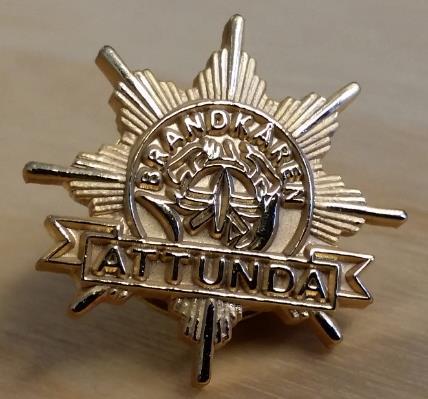Profilprodukter ska tydligt vara märkta med namnet Brandkåren Attunda eller med vår logotype.
