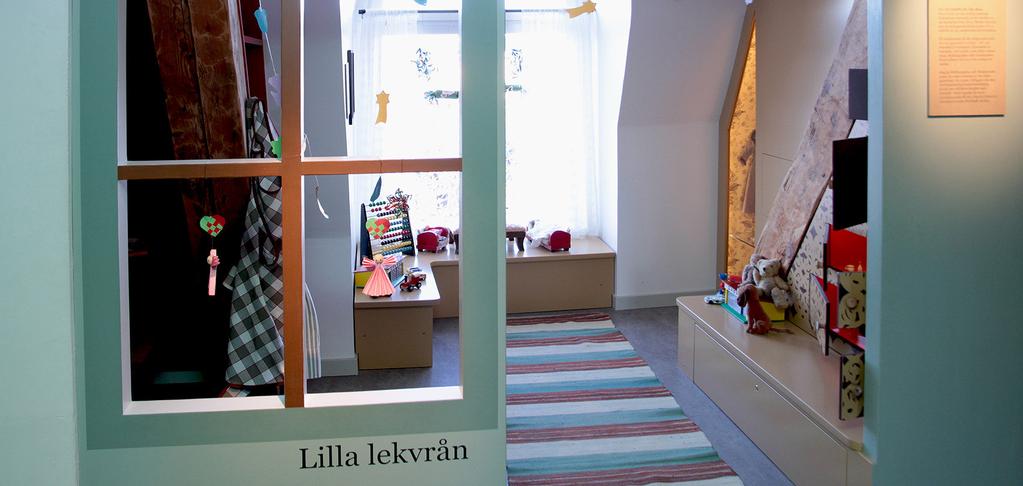 Foto: Foto: Enköpings Namn Efternamn museum Berättelser från lilla lekvrån Enköpings museum På museet i Enköping finns det en liten lekvrå.