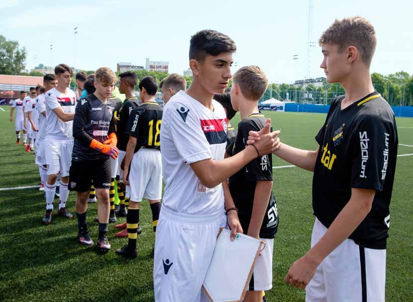 AIK UNGDOMSAKADEMI, POJK SPELARUTVECKLING INDIVIDUELLA SPELARSAMTAL Ansvarig: Lagets tränare Inför säsong genomförs individuella samtal med varje enskild spelare där även föräldrarna deltar.