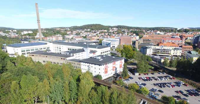 Konsekvenserna består i förlust av kulturhistoriskt värdefulla byggnader. I höjd med dagens järnvägsstation i Borås passerar gul korridor kulturmiljöområdet Kvarteret Cedern och Vävaren (nr 25).