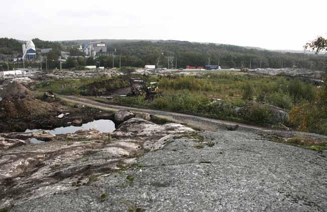 i själva verket delytor inom en betydligt större boplats. Vid undersökningen visade det sig att det på boplatsen fanns ett stort antal kärnyxor men att lihultyxor saknades.