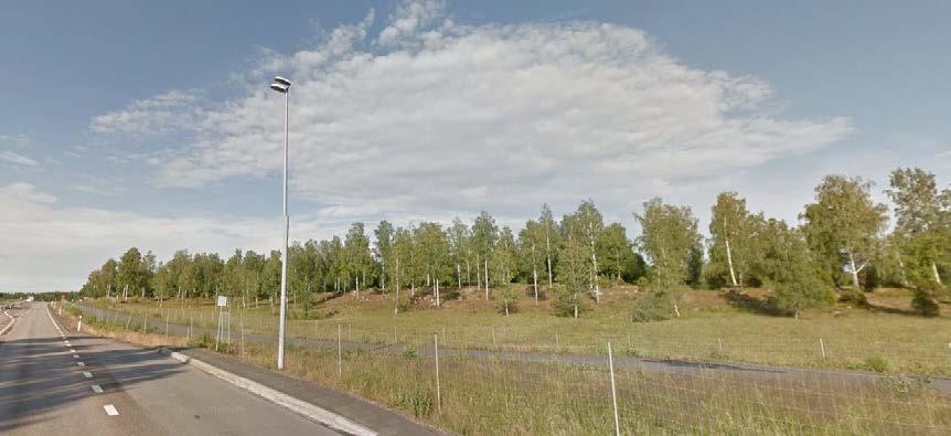 4.Greby-Vallby Förbi Greby går E 20 igenom en ängs- och hagmark. Greby backar utgörs av en moränrygg som höjer sig över den uppodlade Hassleslätten.