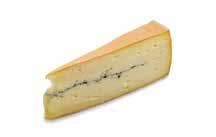 Kortfattat så förändras ostens struktur och konsistens beroende på produktion och
