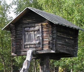 SAMMANFATTANDE RESULTATREDOVISNING De mål som Sametinget har baserat sin bedömning av måluppfyllelse på utgår från de uppgifter som Sametinget har enligt Sametingslagen 2 kap 1.
