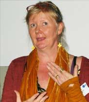 Eva Zillén Eva Zillén är en av initiativtagarna till att Kvinna till Kvinna bildades 1993 för att ge stöd till de kvinnor som drabbades av kriget i forna Jugoslavien.