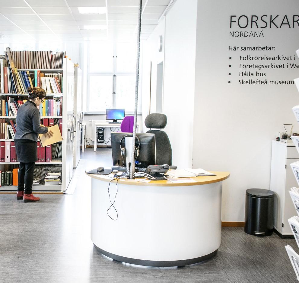 Företagsarkivet i Westerbotten Företagsarkivet i Westerbotten Nordanå 931 33 Skellefteå Tel: 0910-77 80 32 e-post: info@foretagsarkivet.se webbplats: www.foretagsarkivet.se Öppettider: kl 08.00-12.