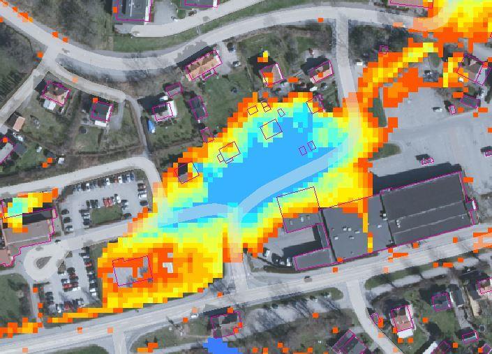 4.3.2 Vattennivåer Enligt maxvärdena för vattennivåerna nedan framgår det att området kommer att fyllas med vatten till en nivå av ca +1,3m vid befintlig situation.