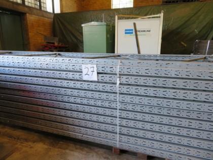 5,5m samt ca 110st 2palls bommar