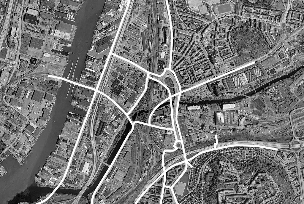 Gång- och cykelbrons förlängning över E45 har studerats för passagen av de nya järnvägsbroarna, varmed det konstaterats att en trygg och tydlig förbindelse mellan nya brostöd inte går att åstadkomma.