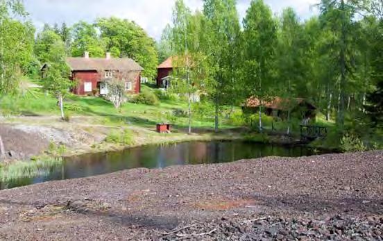 är inte helt identisk med tidigare lokal.